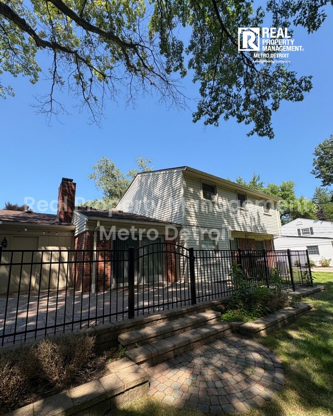 Building Photo - 3028 Caswell Dr