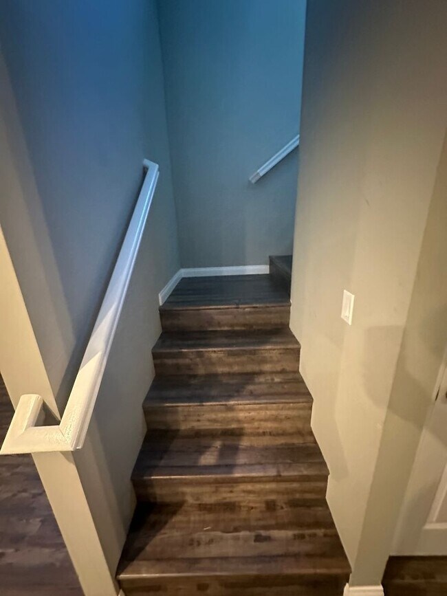 Building Photo - Charming 3 Bedroom 2 bathroom back house in the heart of San Diego's most desirable neighborhoods!