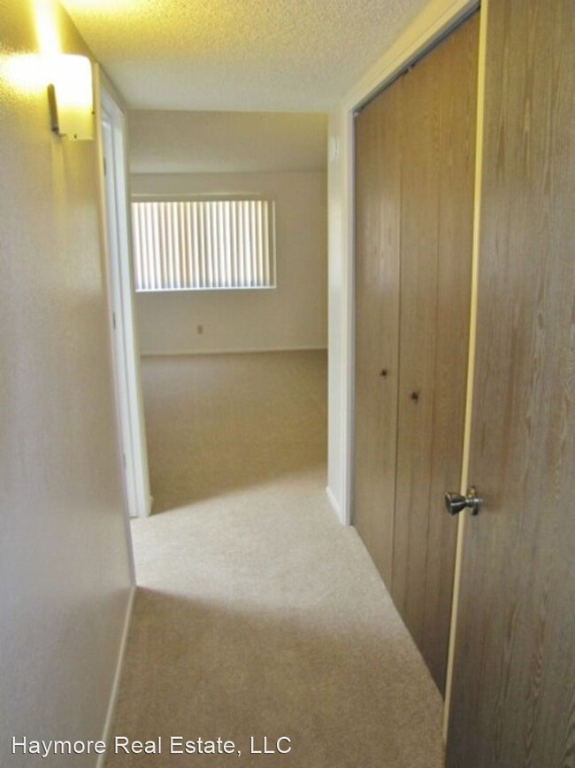 Building Photo - 2 br, 2 bath House - 1241 Carmelita Drive