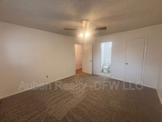 Building Photo - 1510 Blackwell Dr