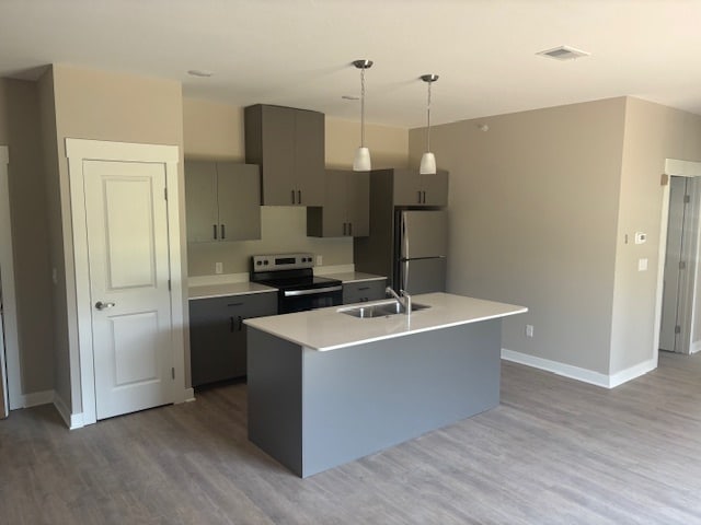 Building Photo - Midvilla Apartments