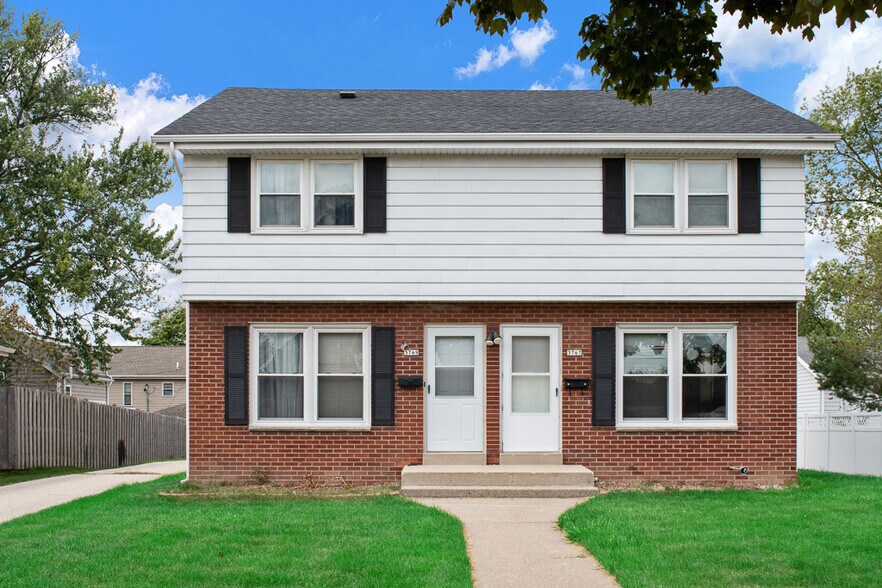Building Photo - 3769 S 88th St