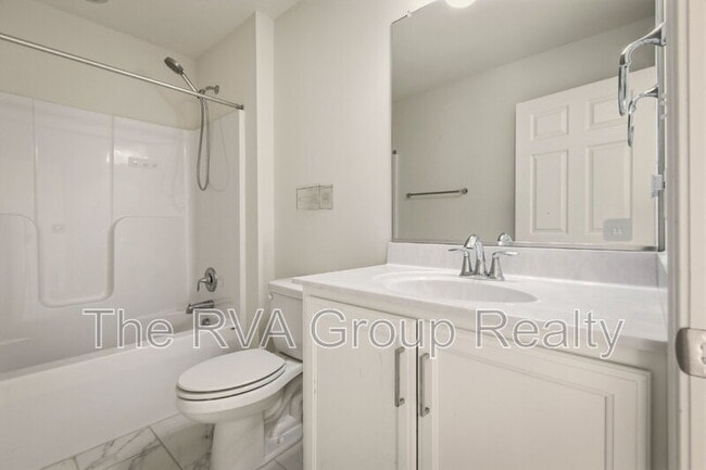 Building Photo - 5025 Rivermere Ln