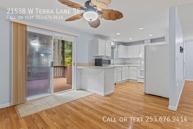 Building Photo - 21538 W Terra Ln SE