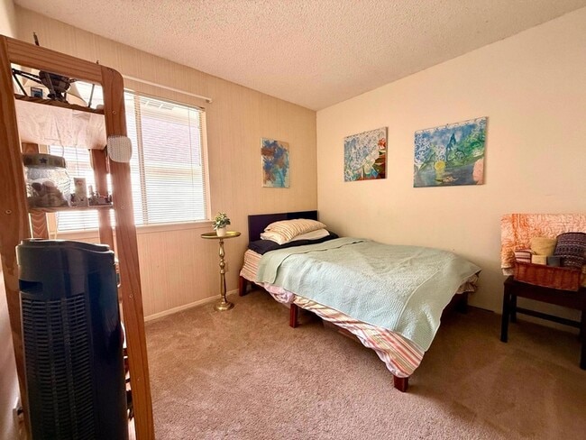 Building Photo - 16704 Whitebrush Loop