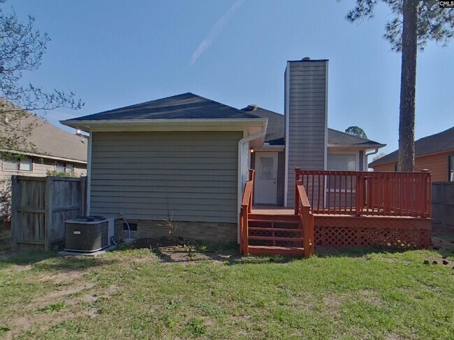 Building Photo - 136 Westport Dr