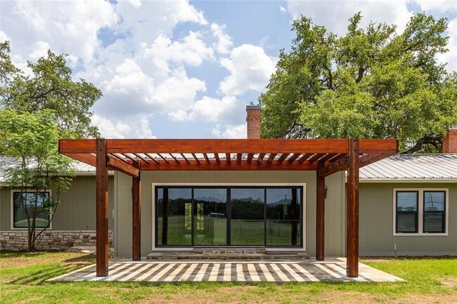 Building Photo - 12900 Ranch Rd 12