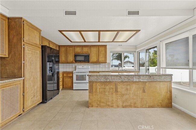 Building Photo - 26642 Avenida Veronica