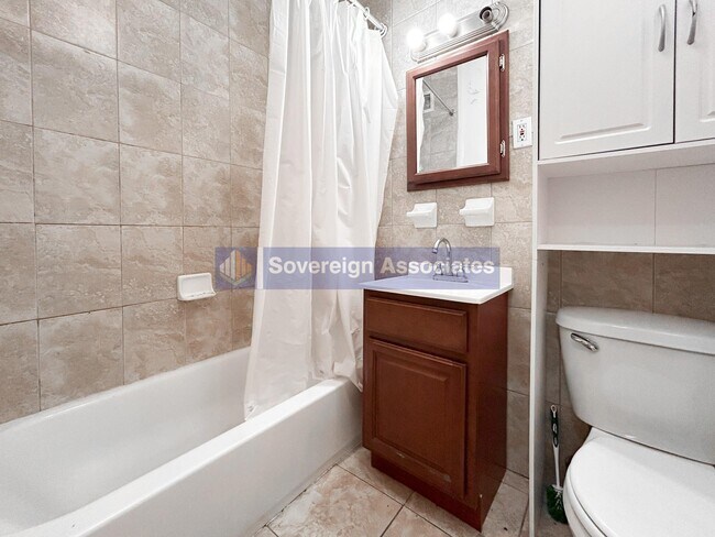 Building Photo - 617 W 143rd St
