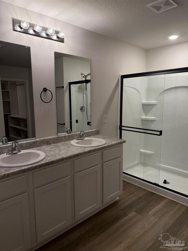 Building Photo - 9644 Angel Oak Dr