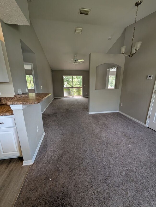 Building Photo - 9019 Cochise Ln