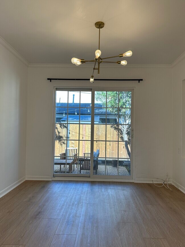 Building Photo - 8525 Hargis St