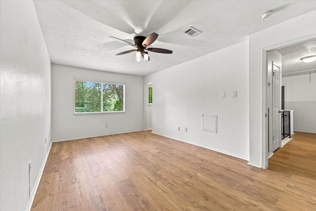Building Photo - 44 S Waxberry Rd