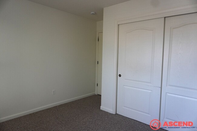 Building Photo - 2226 Via Tuscania Ave
