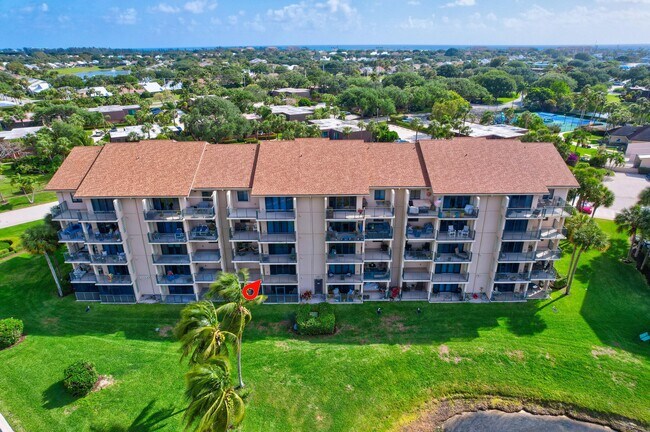 Building Photo - 501 Seafarer Cir