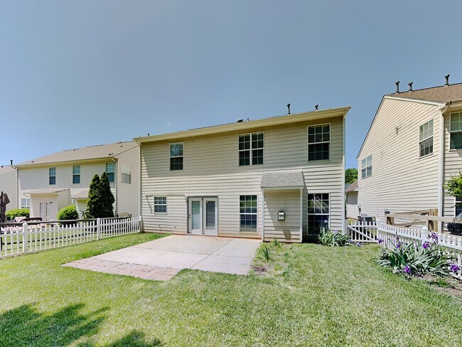 Building Photo - 127 Autry Ave
