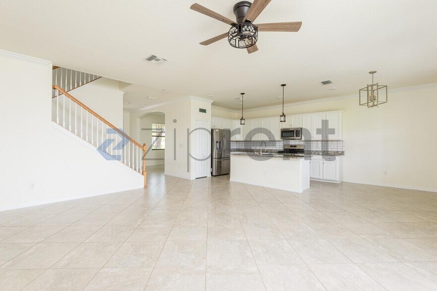 Building Photo - 17006 Blue Rdg Pl