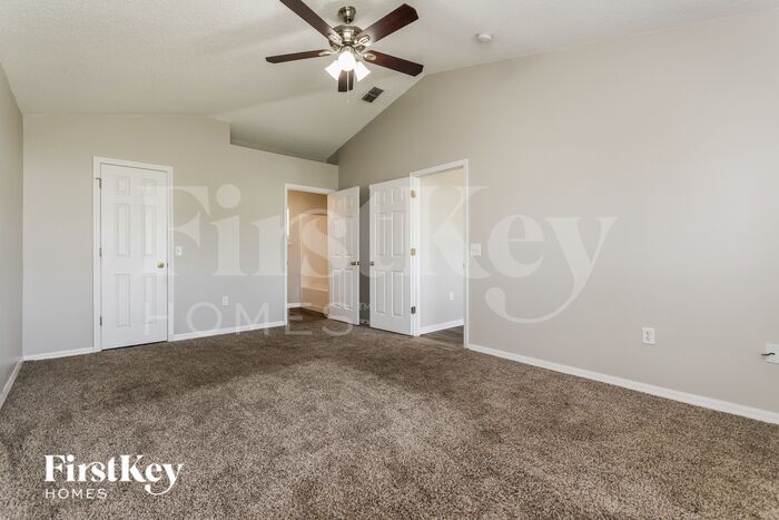 Building Photo - 817 Grantham Dr