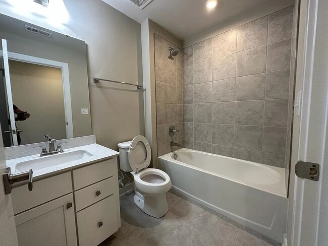 Building Photo - 1021 Augustus Beamon Dr