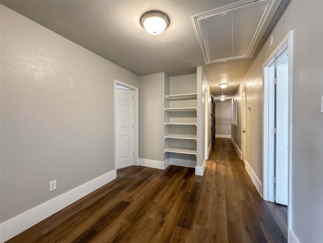 Building Photo - 12805 Flat Creek Dr