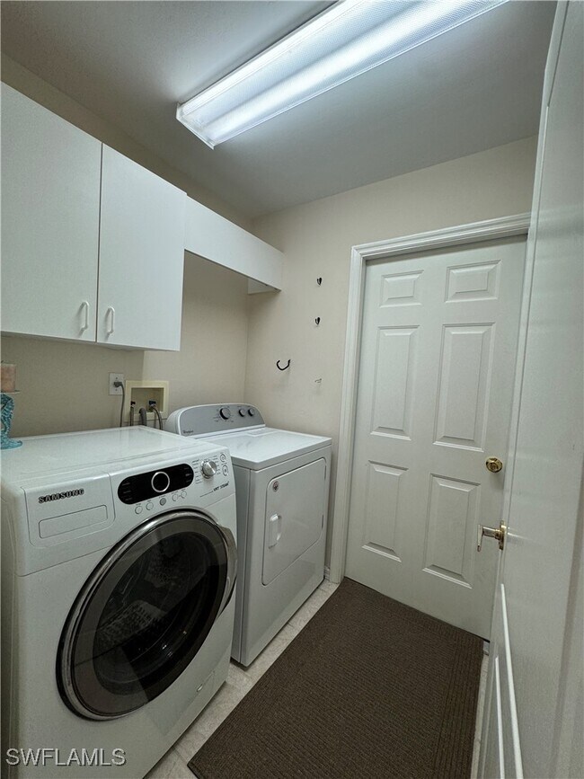 Building Photo - 21489 Sheridan Run