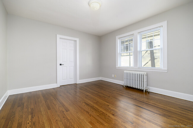 Building Photo - 58 Mayflower Ave