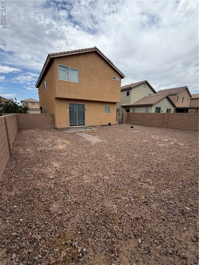 Building Photo - 3814 Kit Fox St