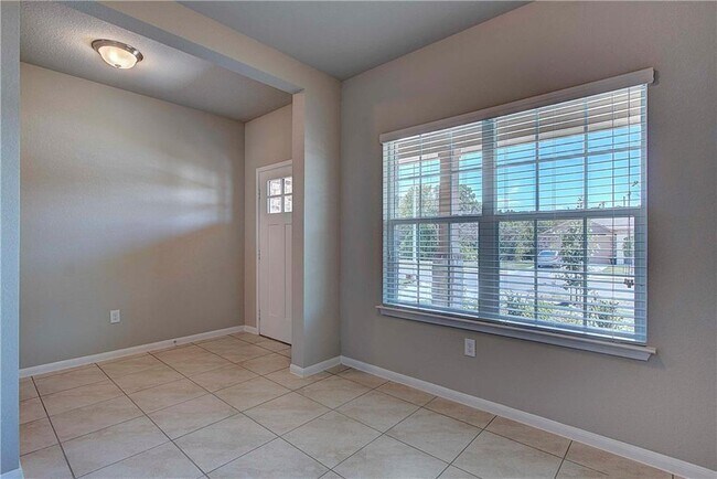 Building Photo - 2212 Bettylou Ln