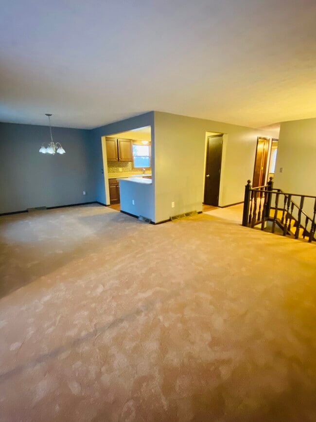 Building Photo - 11266 Billingham Ave NW