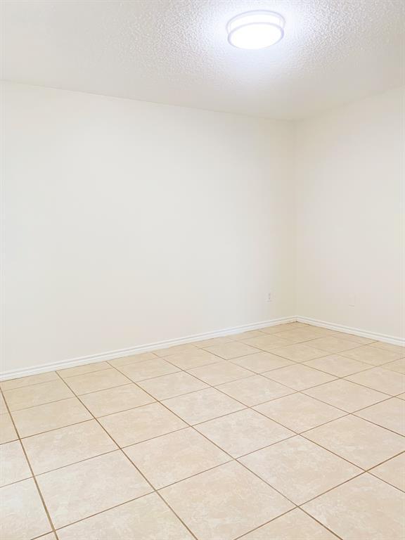 Building Photo - 12660 Ashford Point Dr