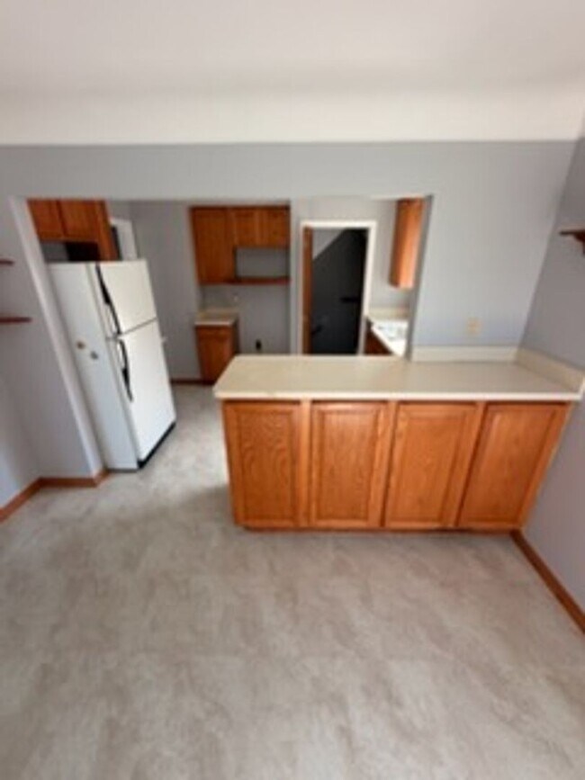 Building Photo - Charming Single-Family Home in Desirable Allen Park Neighborhood