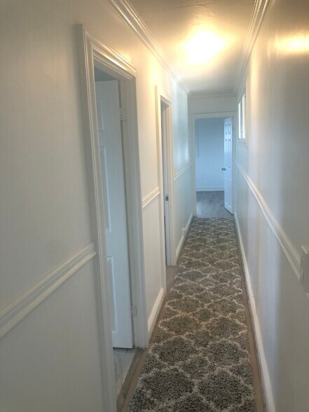 Building Photo - 45-553 Ualani Pl