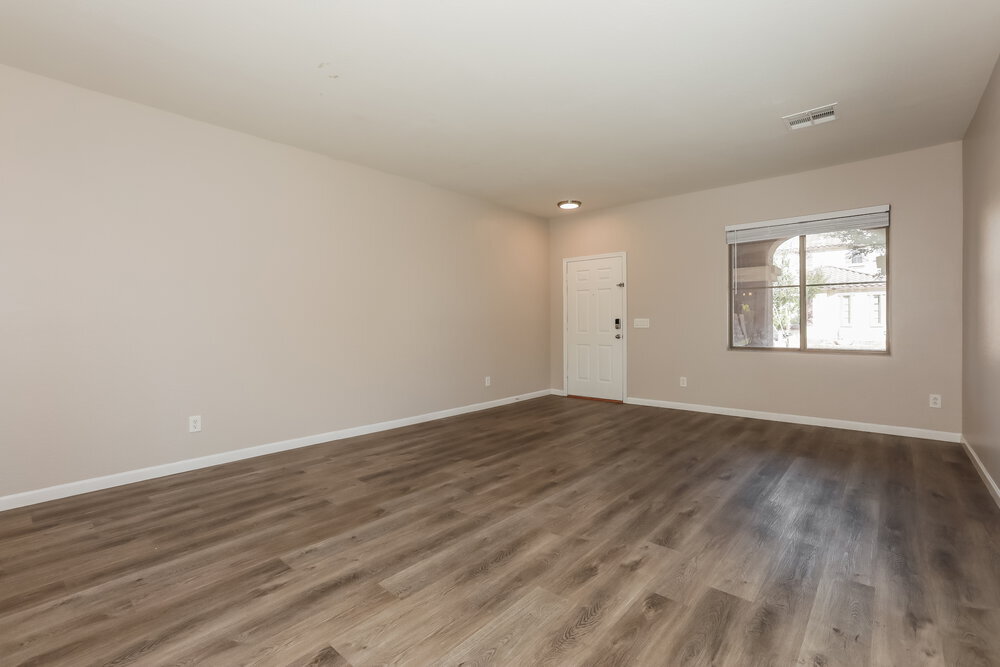 Building Photo - 4515 E Oxford Ln