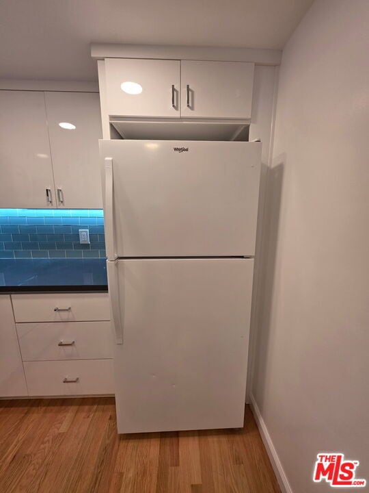 Building Photo - 311 N Venice Blvd