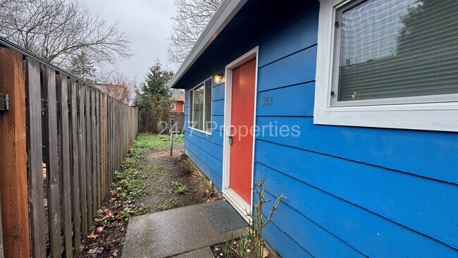 Building Photo - 351 NE 78th Ave