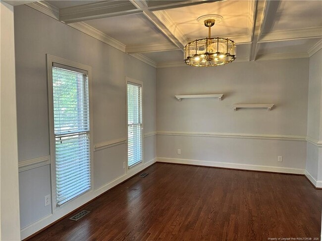Building Photo - 493 Kingsford Rd