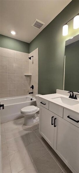 Building Photo - 400 Elise Wy