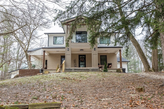 Building Photo - 7980 Royal Ave