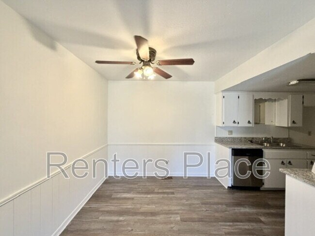 Building Photo - 6912 E 46th Pl