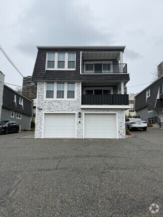 Building Photo - 1278 River Rd