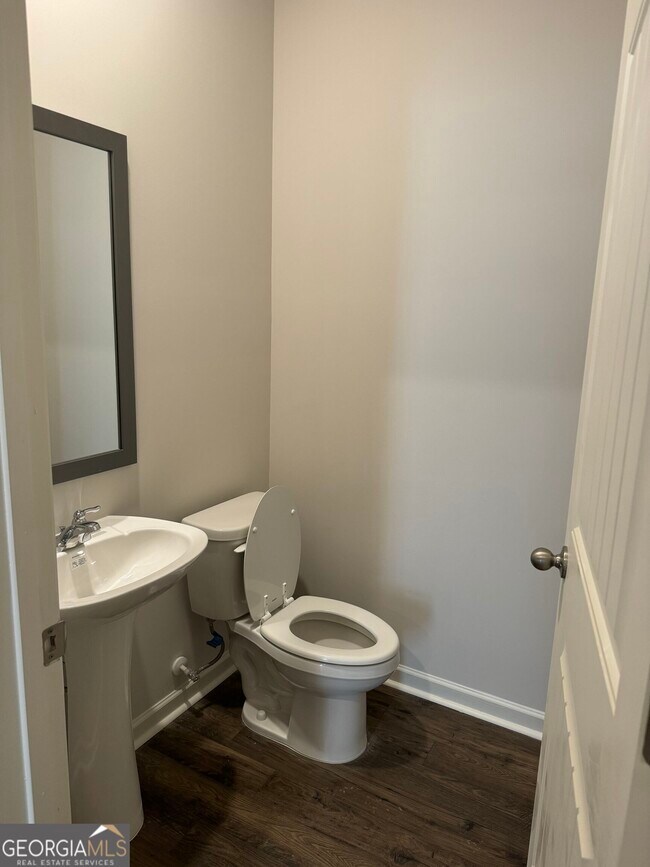 Building Photo - 471 Stoneybrook Dr