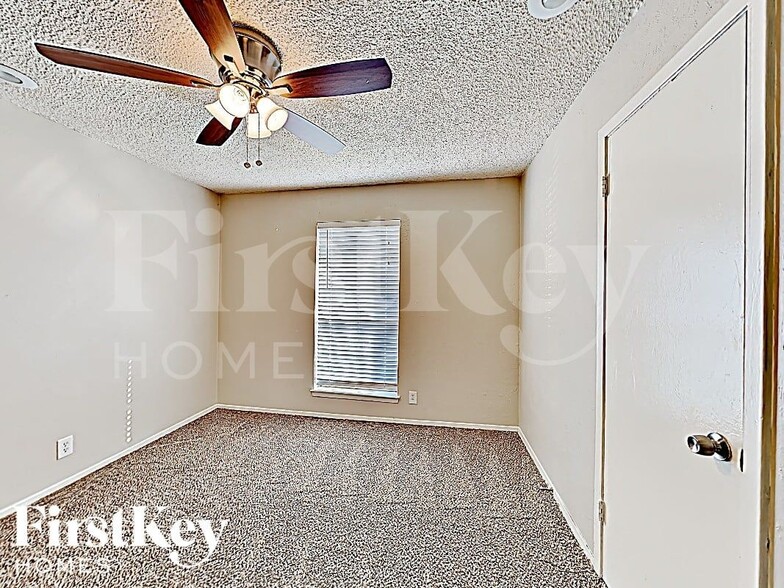 Building Photo - 2709 Trinity Valley Ct