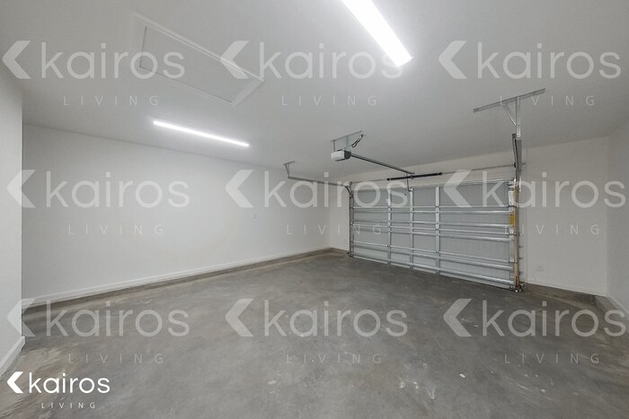 Building Photo - 11471 Camden Ct Cir