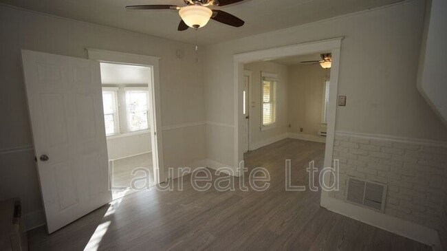 Building Photo - 2851 S Grant St