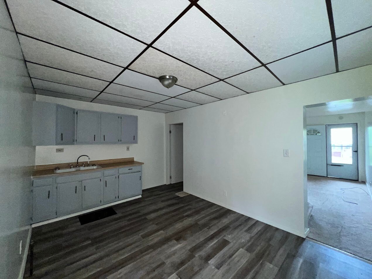 Building Photo - 709 Waddell Ave