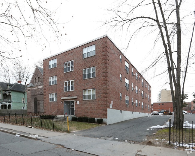 Building Photo - Marshall Apartments