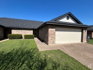 Building Photo - Updated China Spring Duplex