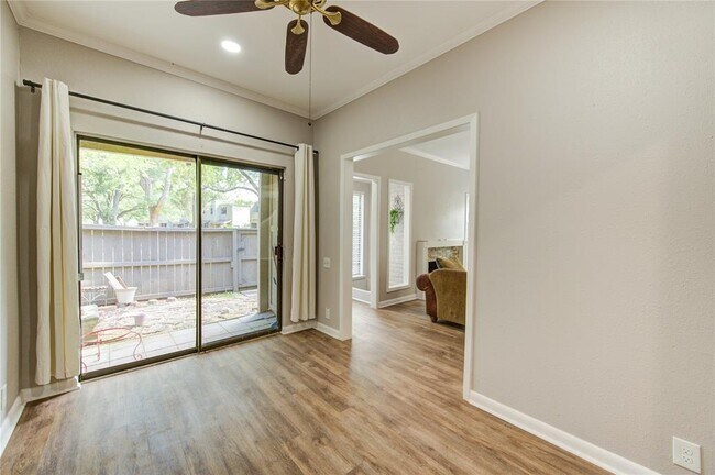 Building Photo - 1602 Prairie Grove Dr