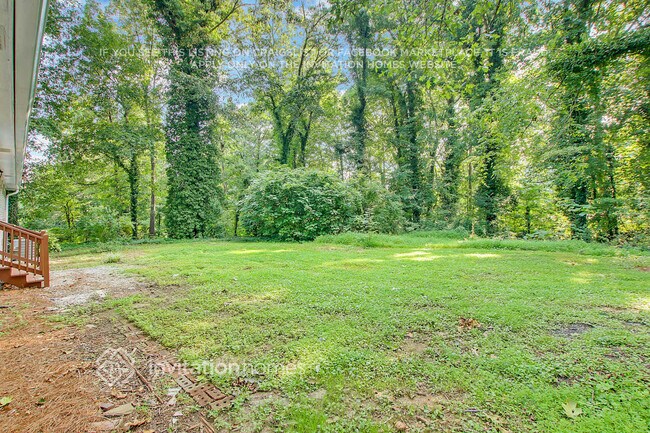 Building Photo - 7110 Carolyn Cir