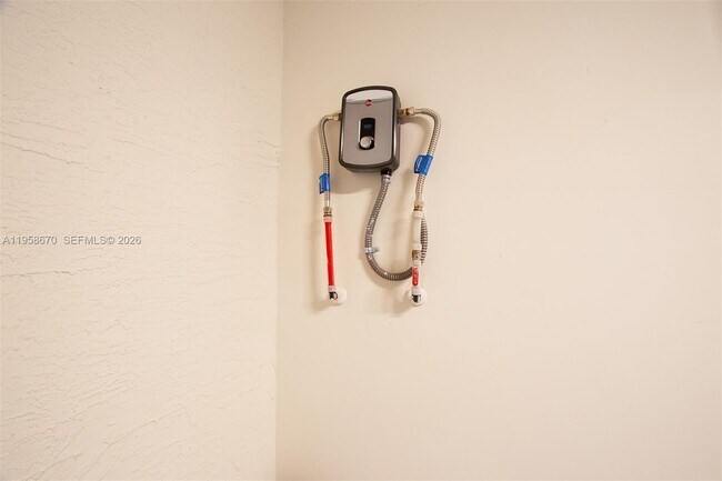 Building Photo - 8160 NW 42nd St